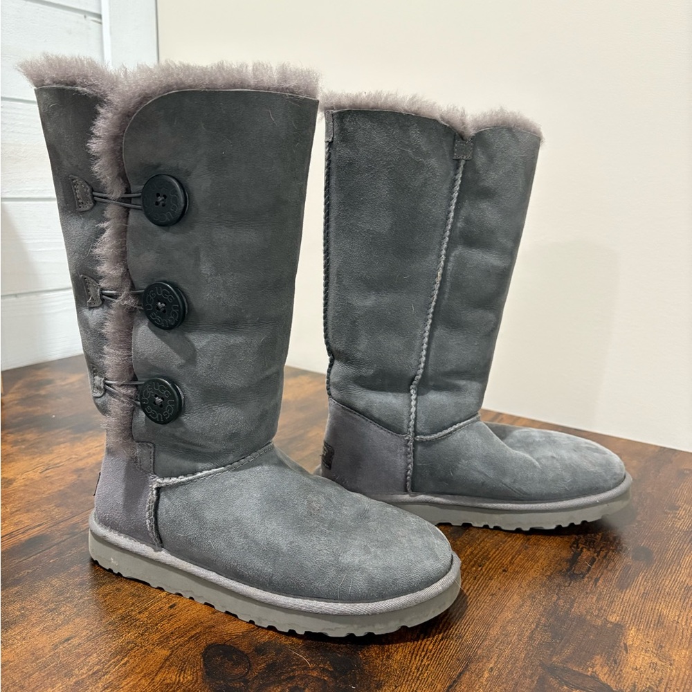 UGG Women's Bailey Button Triplet II Boot